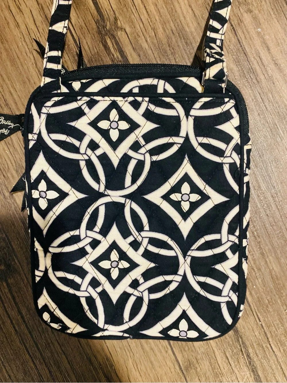 Vera Bradley Concerto Mini Hipster Quilted Crossbody Phone Bag New without Tags